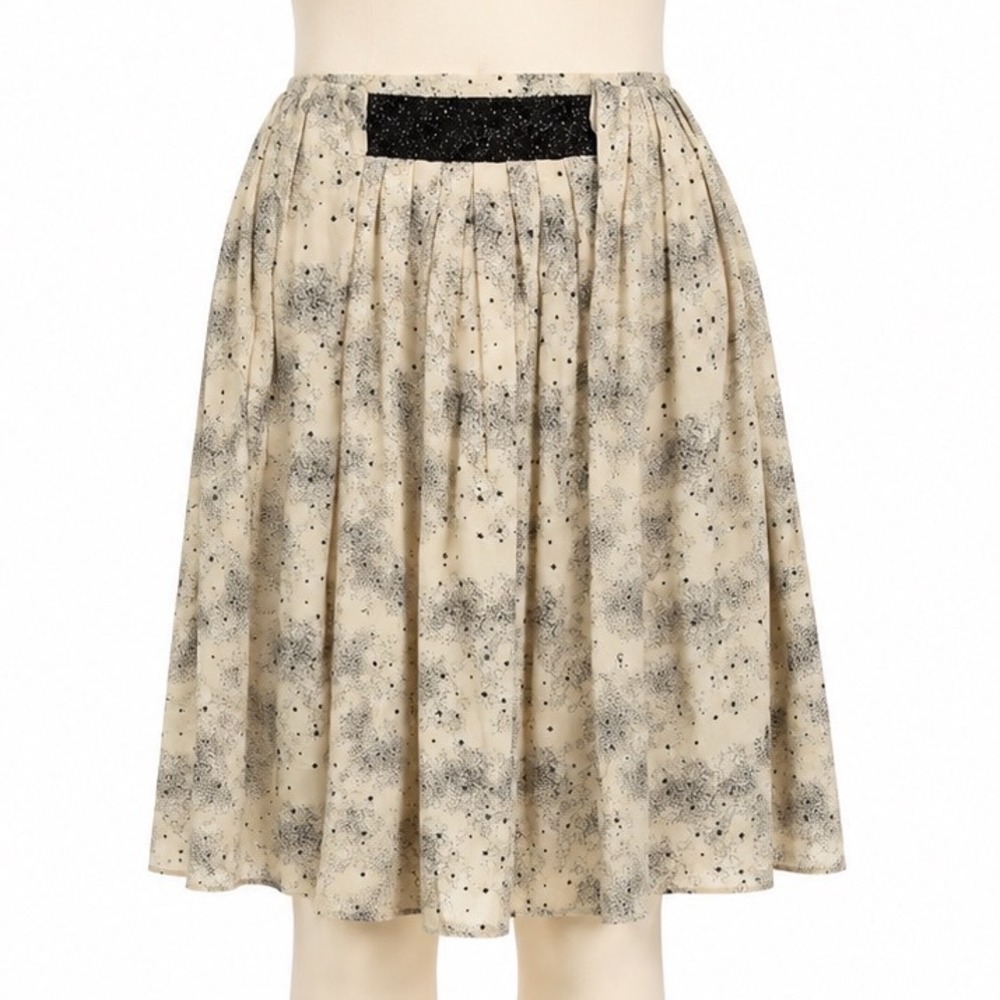 Les Fees de Bengale Skirt Women 6 Ivory Black Star Print A-Line Pleated‎ Glitter